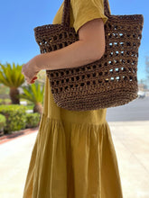 Load image into Gallery viewer, Raffia Daily Bag - digital download pattern
